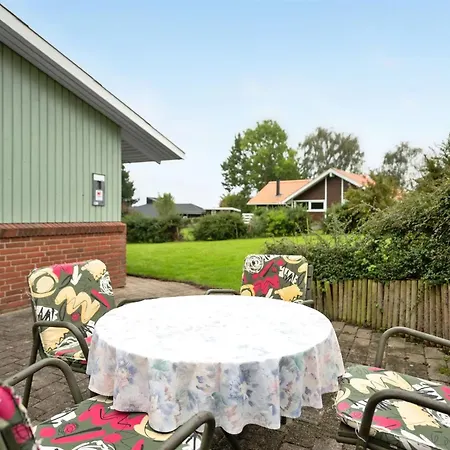 Ingebore - 350m From The Sea By Interhome *