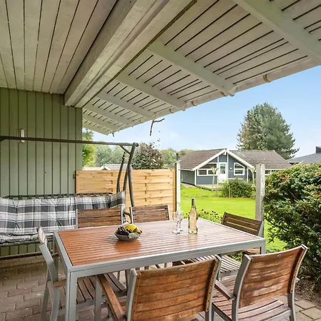 Vakantiehuis Ingebore - 350m From The Sea By Interhome