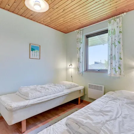 Ferienhaus Ingebore - 350m From The Sea By Interhome