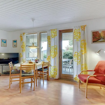 Ingebore - 350m From The Sea By Interhome Sarup