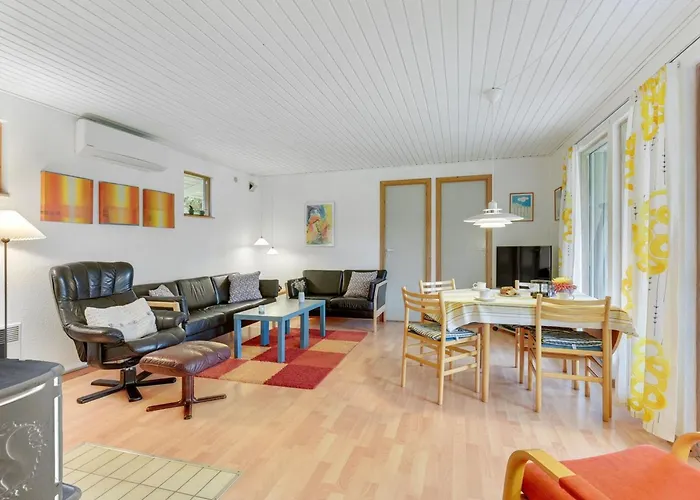 Ingebore - 350m From The Sea By Interhome