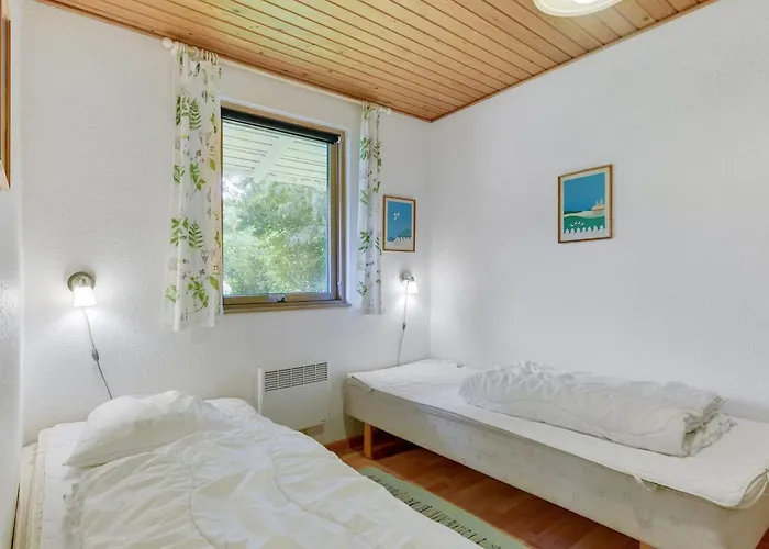 Ingebore - 350m From The Sea By Interhome *