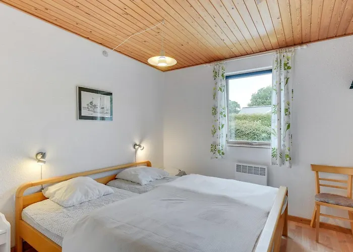 Vakantiehuis Ingebore - 350m From The Sea By Interhome